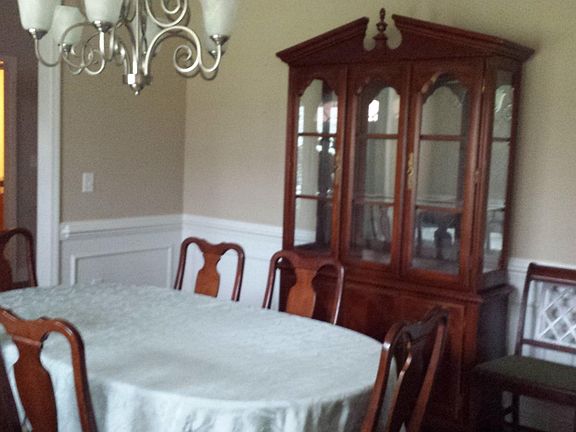 5th image of 4410 Woodfield Dr