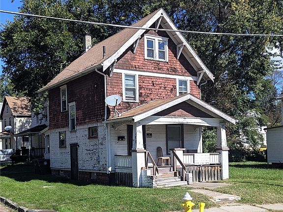 2nd image of 625 W Thornton St