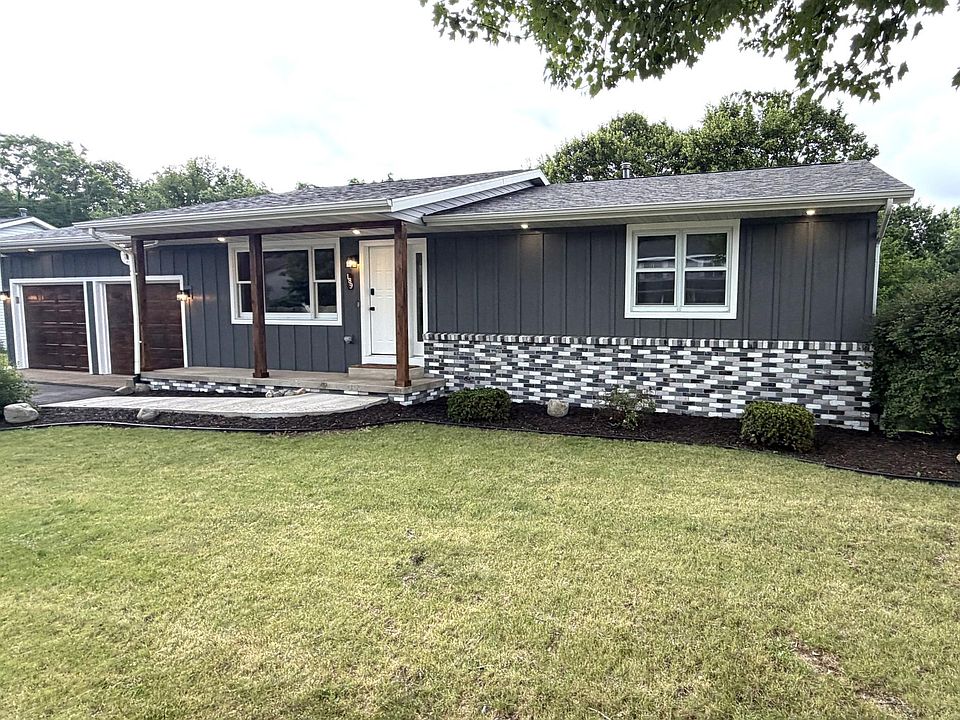 1st image of 189 McIntosh Rd E