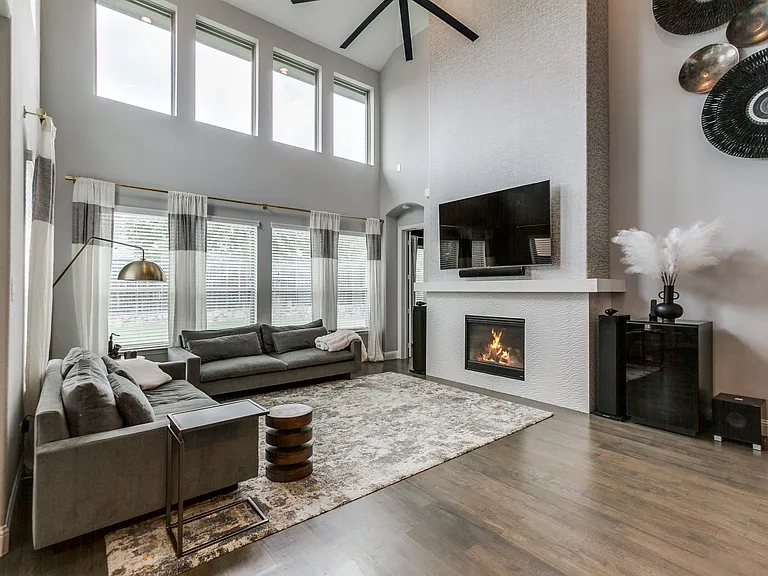 4194 Leighton Ln — Photo 7