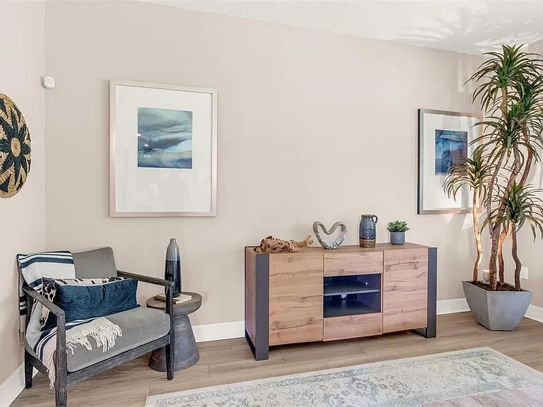 2729 Sanctuary Dr — Photo 11