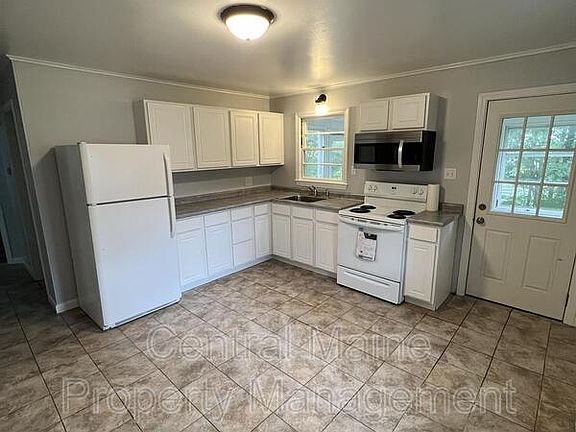 5th image of 76 7th St #76