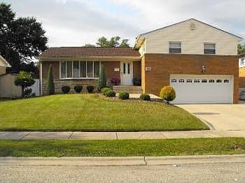 1st image of 251 Silver Ln