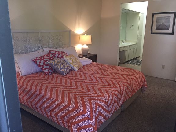 4th image of 255 E Avenida Granada Unit 622