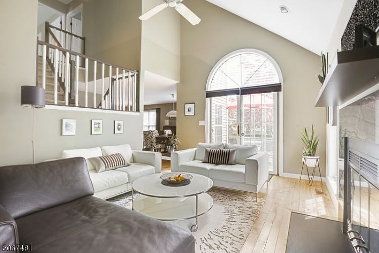 1st image of 256 Crescenzi Ct