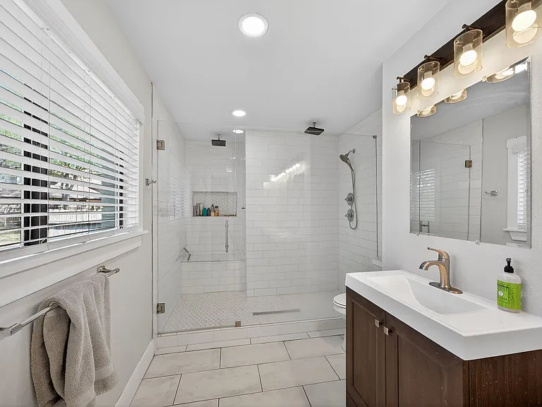 15262 Moonlit Grv — Photo 24