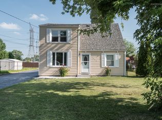 7040 W 84th St, Burbank, IL