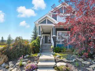 1 N River Heights Grn, Cochrane, AB T4C 0J6