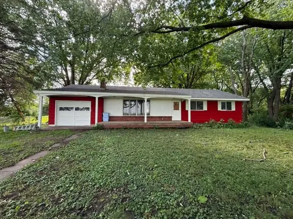 28855 Danbury Ave, Northfield, MN 55057