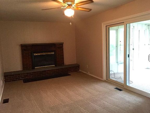 4th image of 324 Ironwood Dr