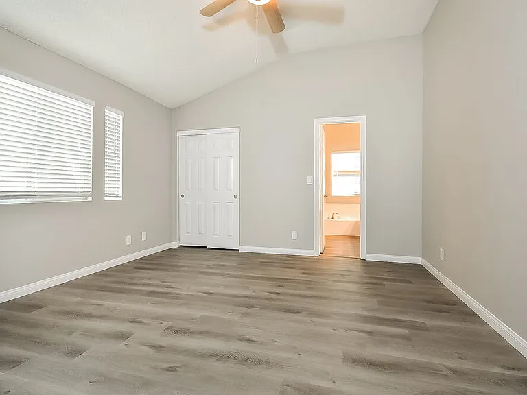 3316 Sturbridge Cir — Photo 9