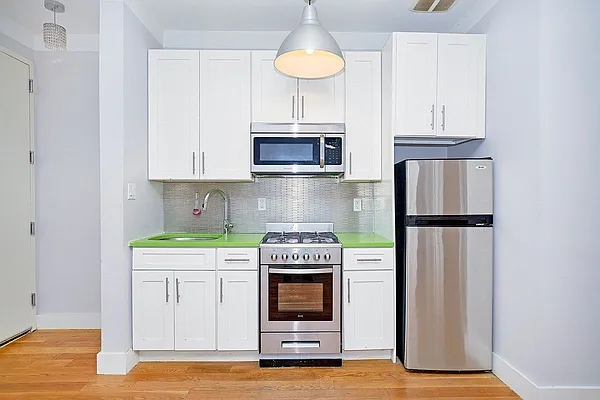 Rented by Dwelling NY Realty Inc | media 15