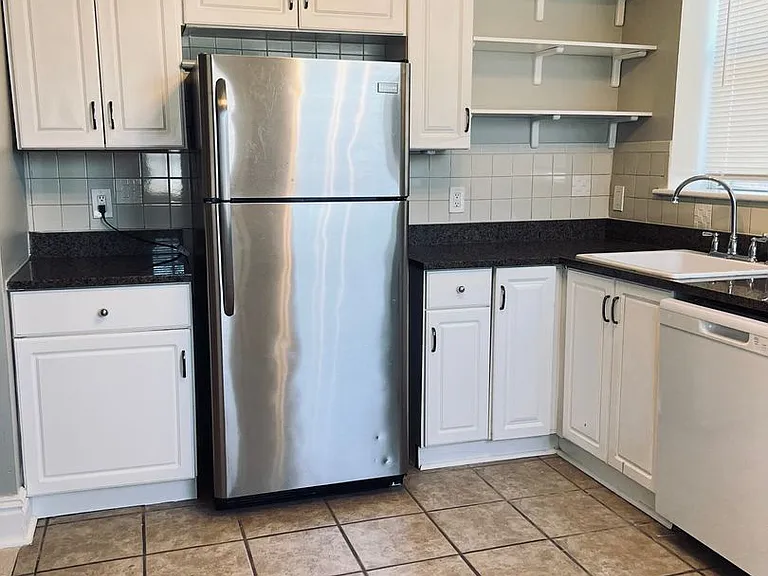 5783 McPherson Ave. — Photo 44