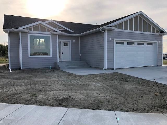 1st image of 2709 Auburn Cir