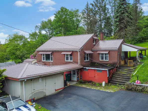 433 Pike Rd, Johnstown, PA 15909