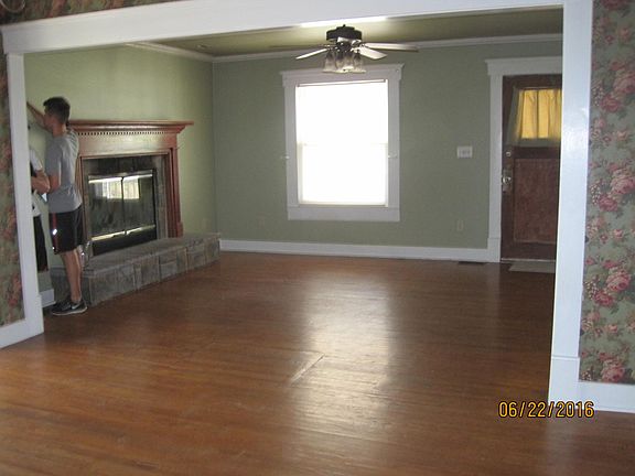 2nd image of 1450 N Topeka St