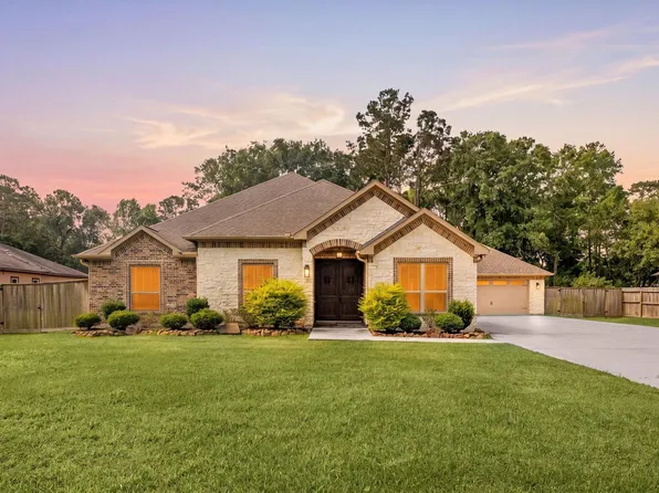 19534 Desna Dr, Porter, TX 77365