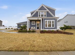 419 Campus Dr, Moyock, NC 27958