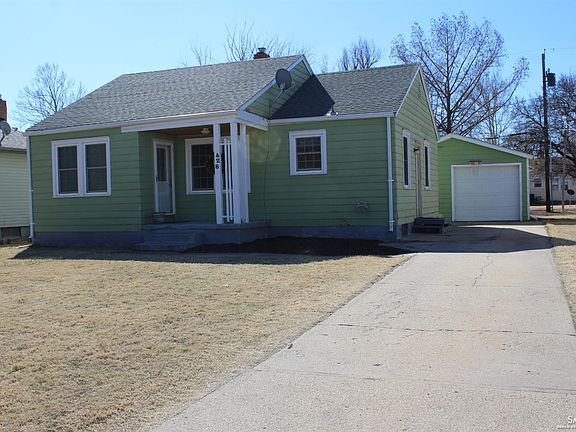 2nd image of 428 E Kirwin Ave
