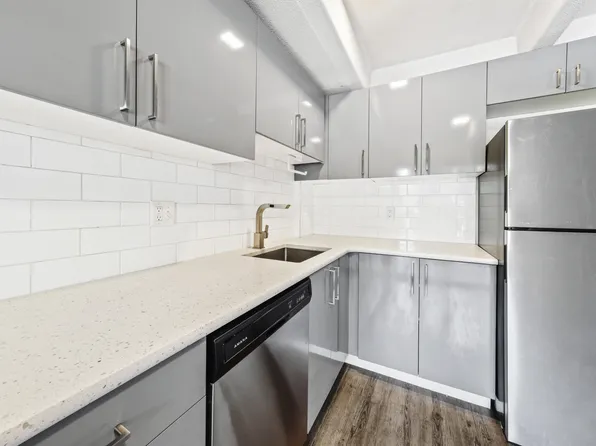 Luxe Tower apartments