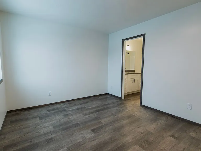9669 N Buttercup Ln — Photo 10