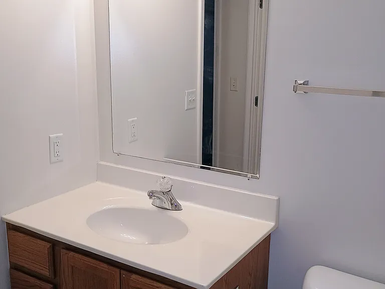8936 Sheridan Rd #19 — Photo 14