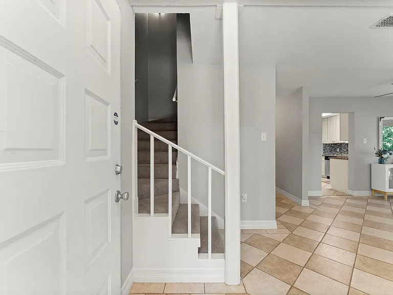 71 Hideaway Dr — Photo 8
