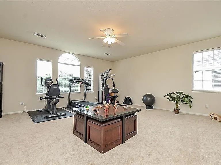 1306 Ventura Canyon Dr — Photo 30