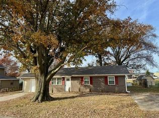 1105 Eubanks St, Decatur, AR 72722