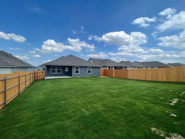 7303 Gilbert Dr — Photo 22