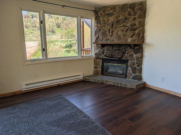 4th image of 2560 Cortina Ln