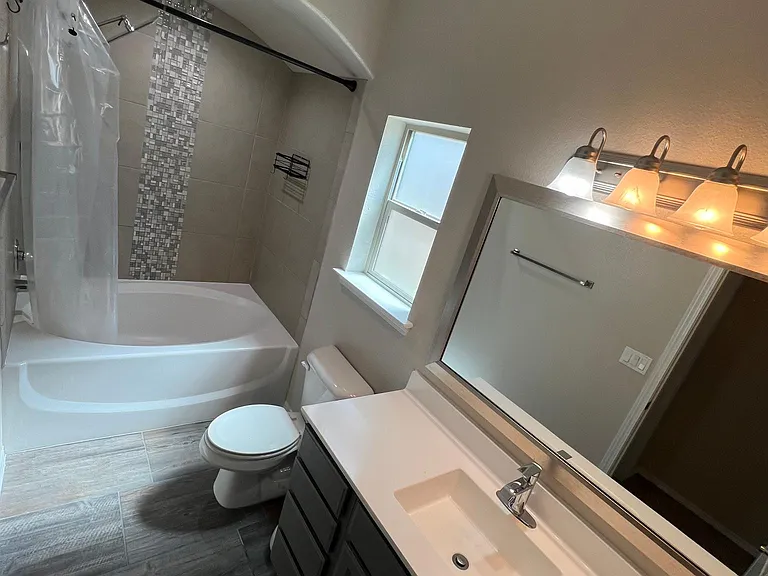 340 Isaias Ave — Photo 28
