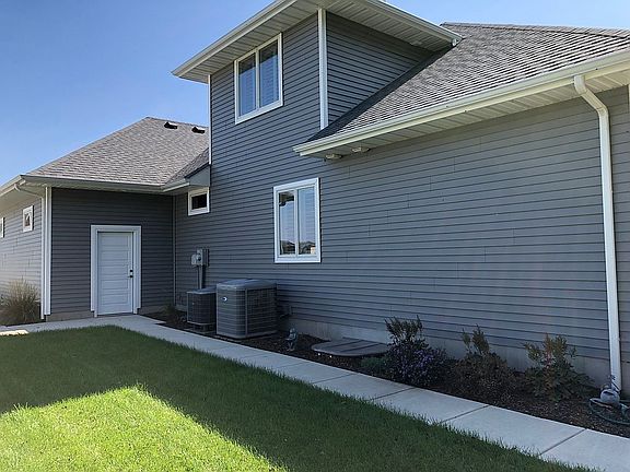 Sidewalk to Back Patio
