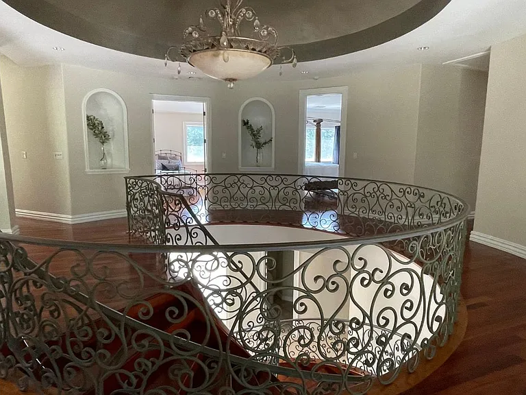 Second floor hall