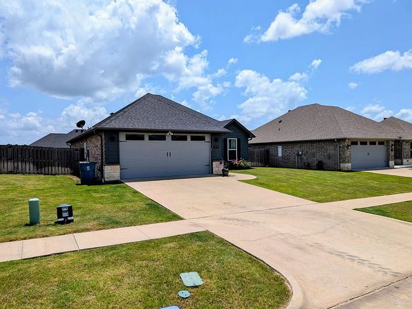 1710 Stephanie Dr