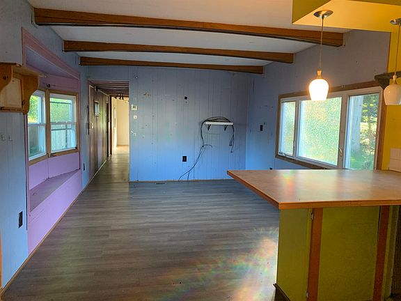 4th image of 54 Barberry Lane
