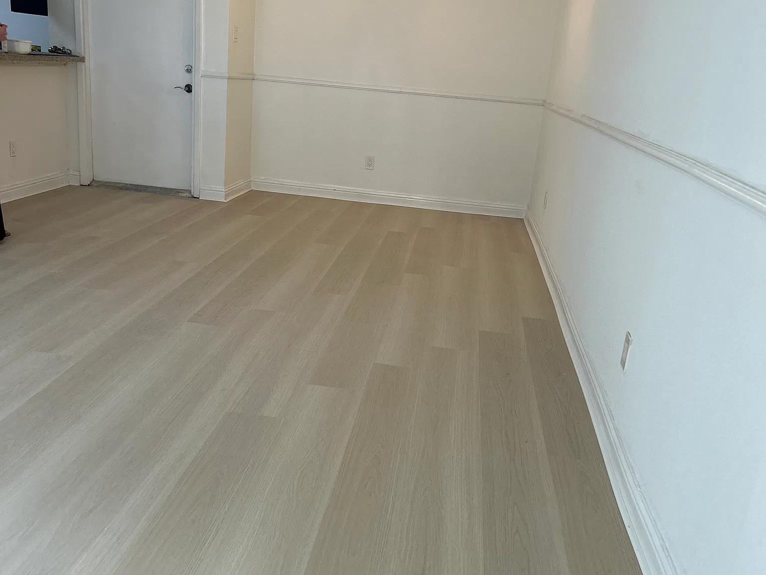 2 bed, 950 sqft, $1,400 — Photo 3