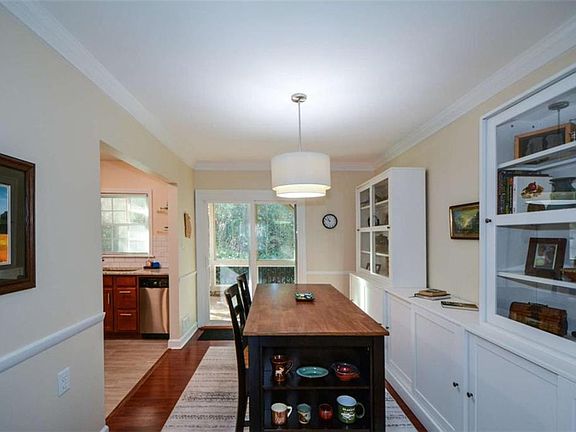 5th image of 2355 Henderson Mill Rd #6