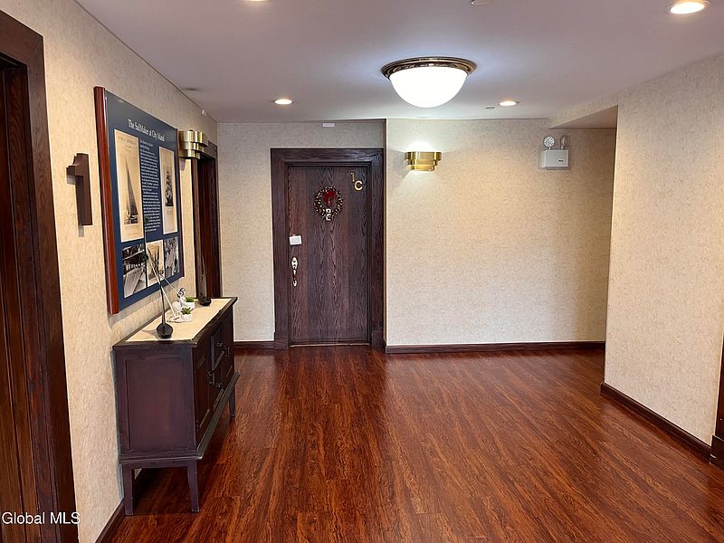 4th image of 170-190 Schofield Street #2K
