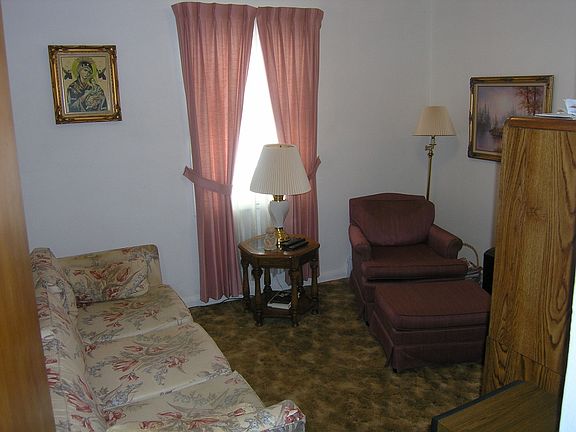 5th image of 126 Anabel Ave