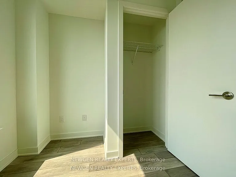 11 Yorkville Ave #3610 — Photo 27