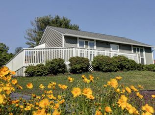 1106 Niagara Rd, Vinton, VA 24179