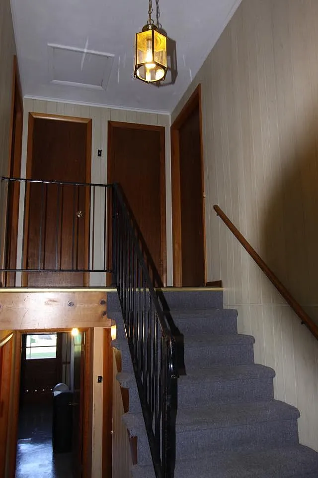 2 bed, 650 sqft, $1,300 — Photo 2