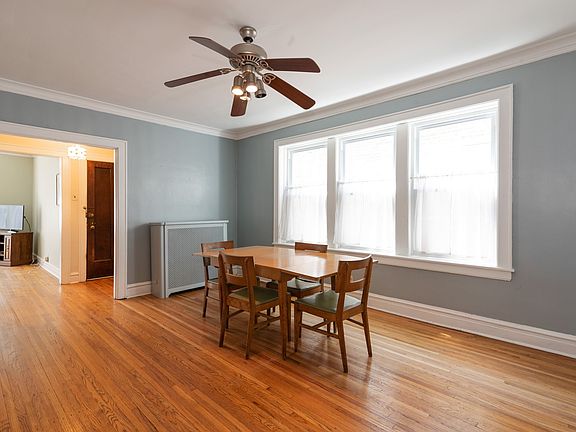 5th image of 6422 N Maplewood Ave
