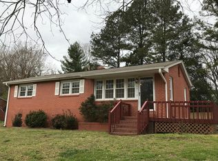 102 Shaver Dr, Mauldin, SC 29662