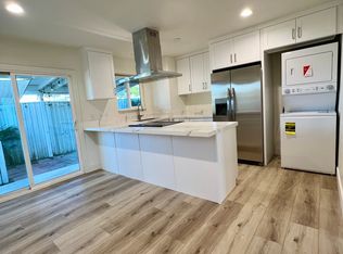 14311 Green Valley Dr APT B, Tustin, CA 92780