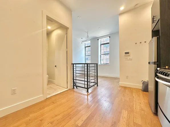 1689 Sterling Pl APT 1F, Brooklyn, NY 11233