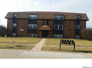 3101 Twin Lakes, Springfield, IL 62707