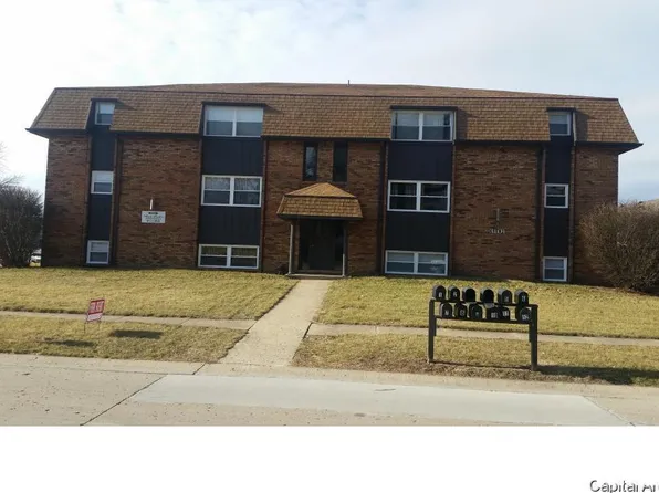 3101 Twin Lakes, Springfield, IL 62707