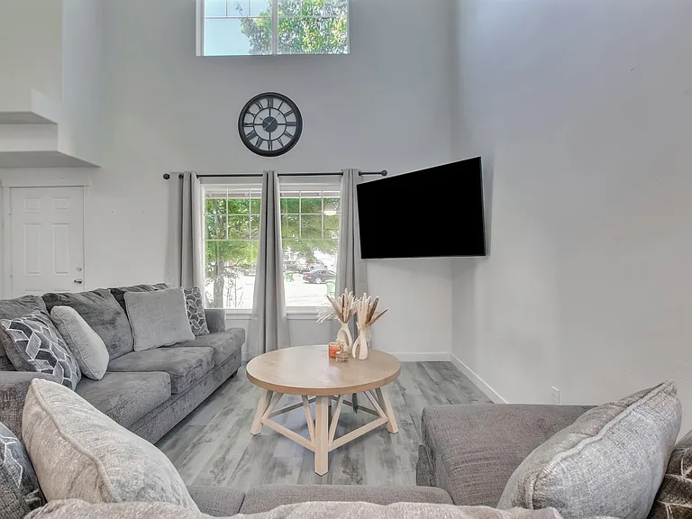 8824 161st Street Ct E — Photo 5